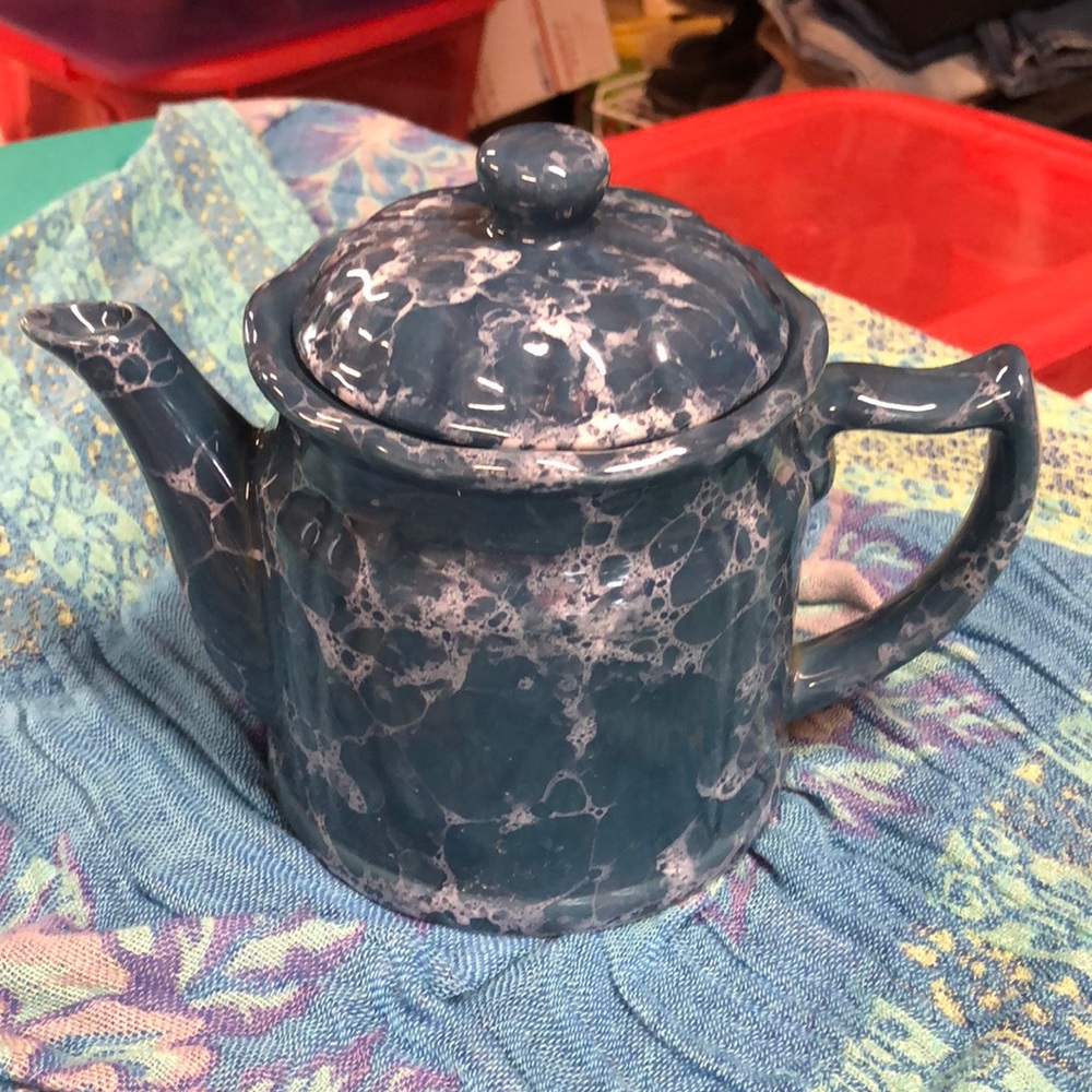 Mount Clemens pottery teapot